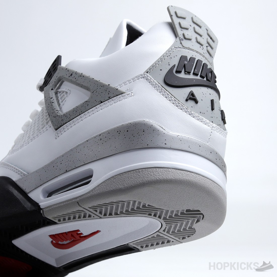 Air Jordan 4 Retro Golf White Cement